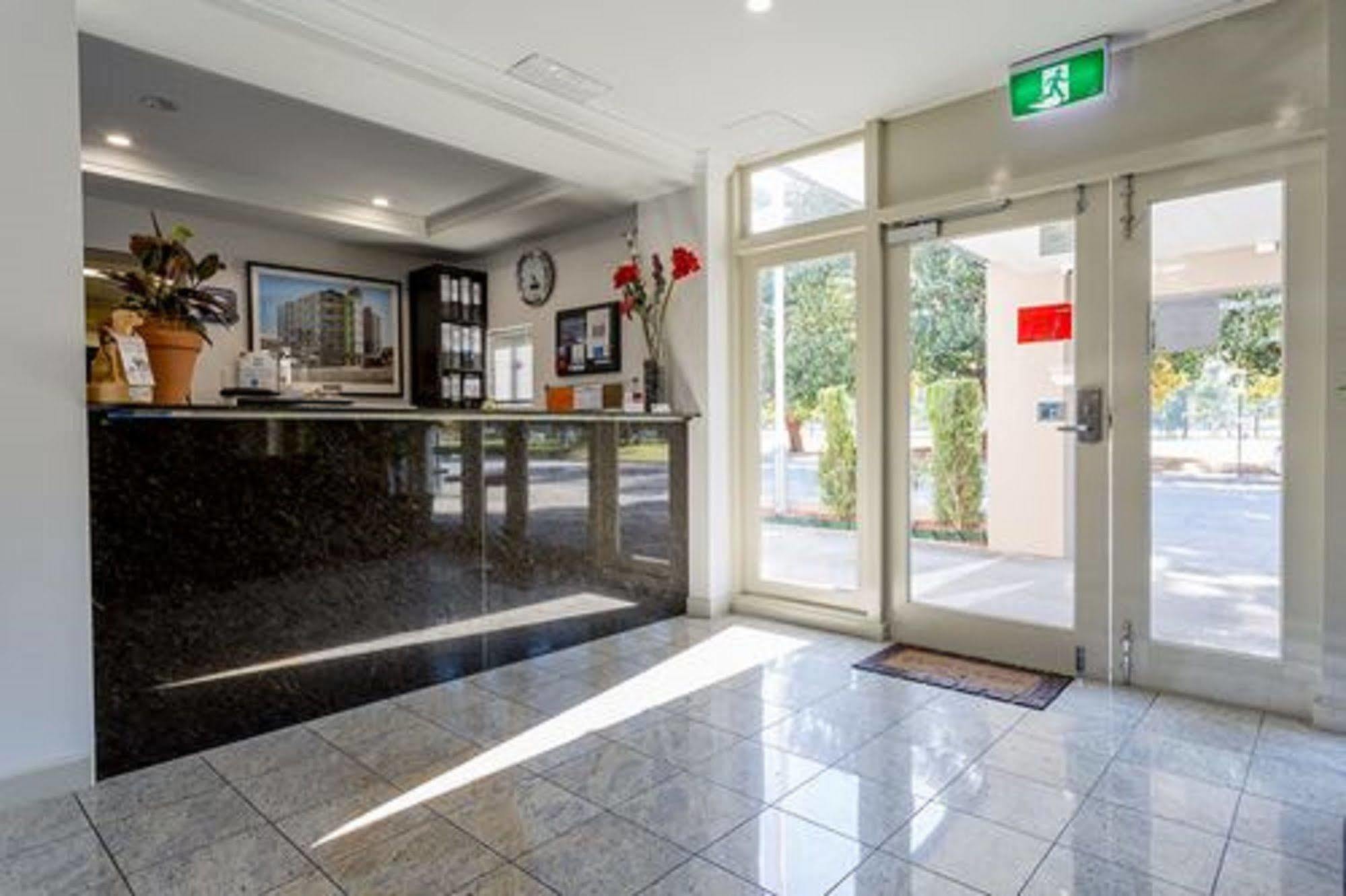 Baileys Parkside Motel By Vetroblu Perth Kültér fotó